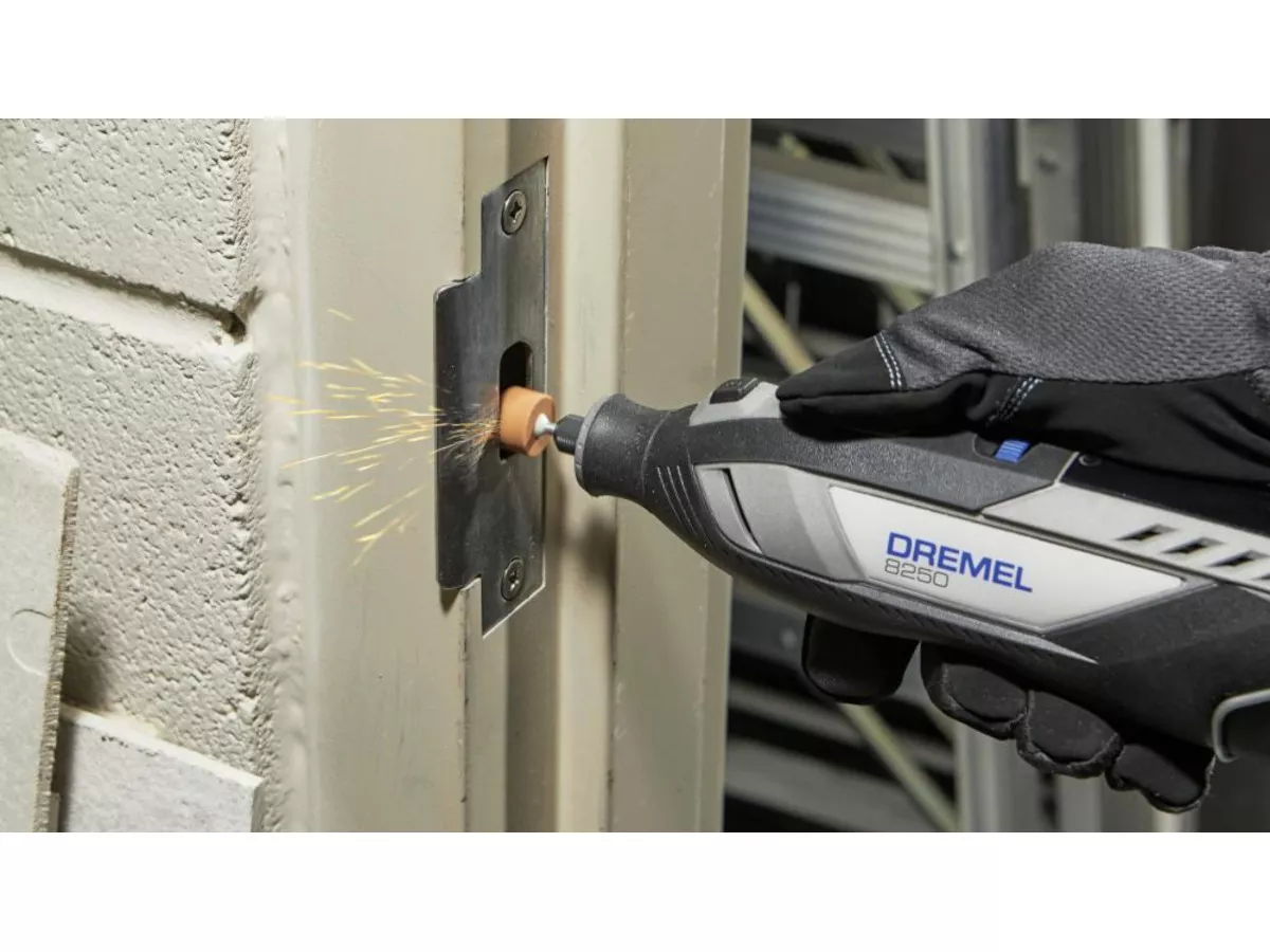 Outil multifonctions Dremel 8250